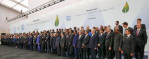 world leaders group photo at Paris France on Climate Change issue