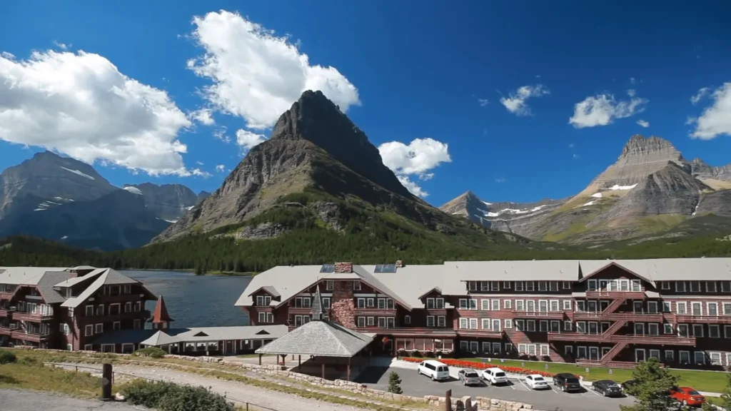 Mountains and lake view of Lodges at Glacier National Park