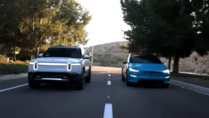 pic of Tesla Model X and Rivian R1S on the road, Tesla vs Rivian