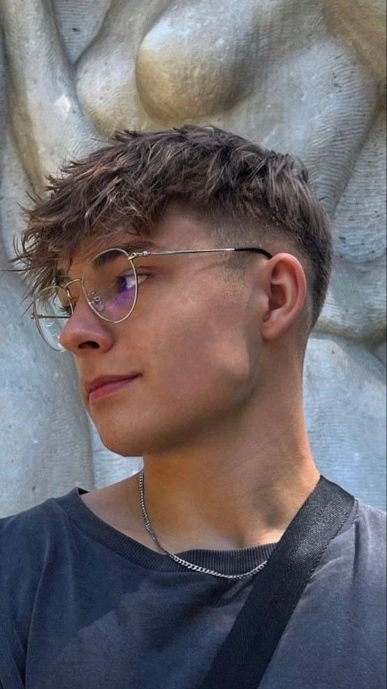 images of The Relaxed Messy Fringe, Haircuts for Men with Straight Hair