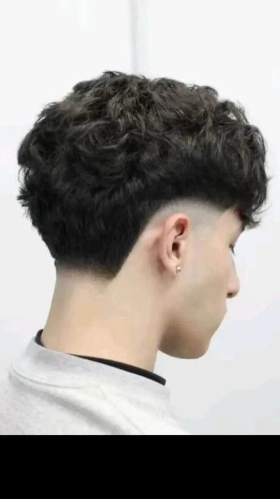 Best Taper Edgar Styles for Men: A Step-by-Step Guide 4 image of Low Taper Fade Edgar Haircut