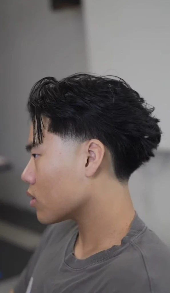 Best One-Sided Haircuts for Men: A Step-by-Step Guide 3 image of Transient One-Sided Haircut, one side haircut