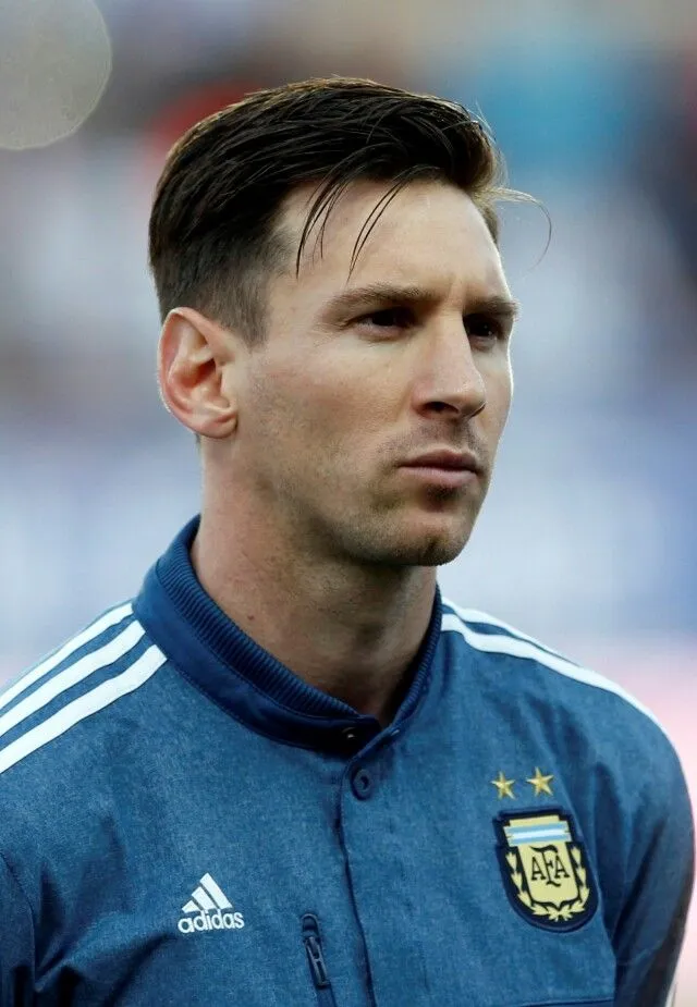 Best Messi Haircut Styles:The Ultimate Guide (with Images) 3 image of Messi iconic 2015 haircut