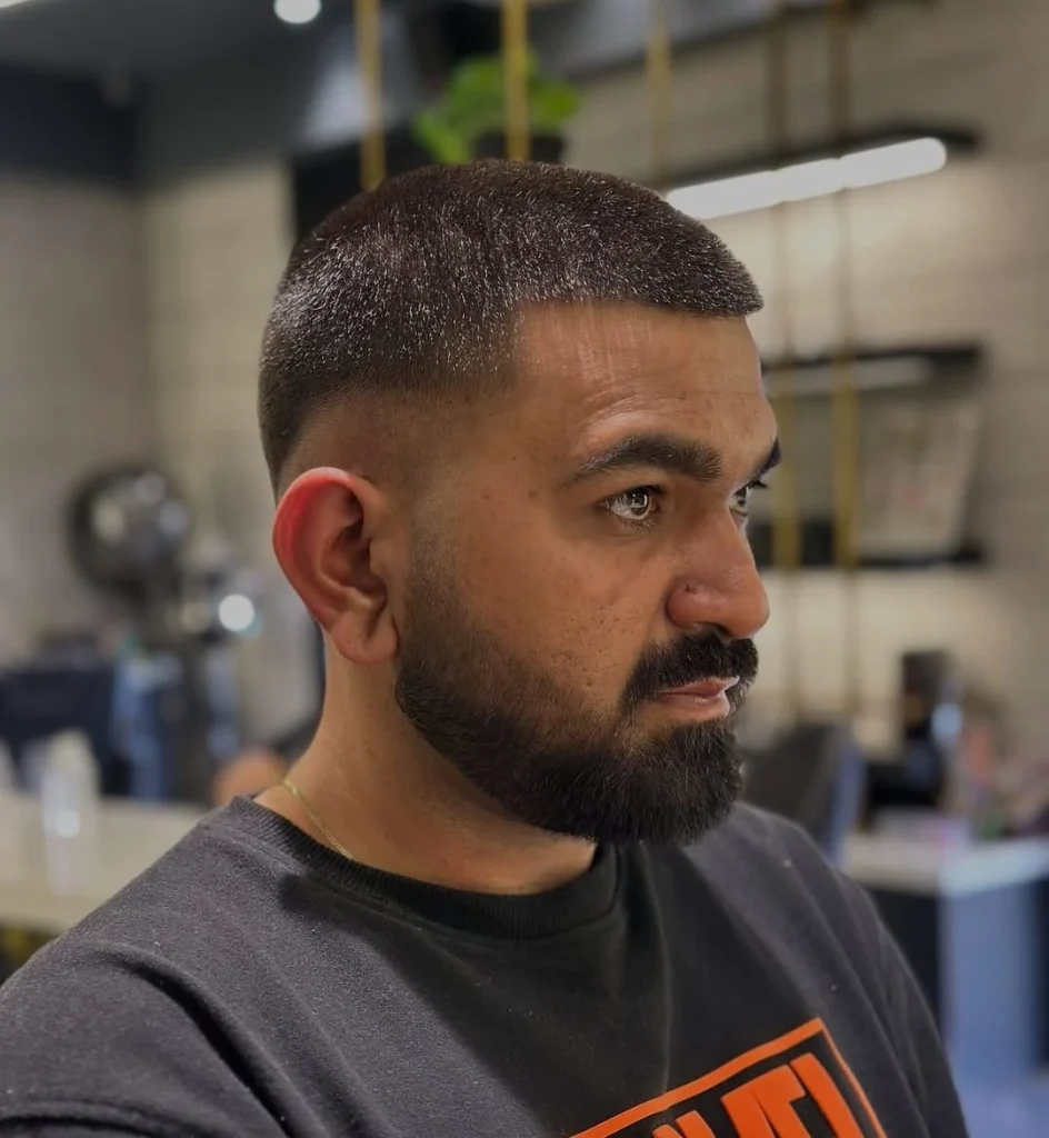 low fade haircut black  image