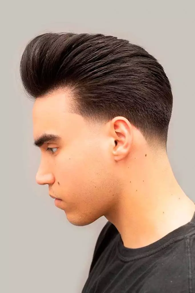 Top 10 low taper haircut for men The ultimate guide 3 low taper haircut for men